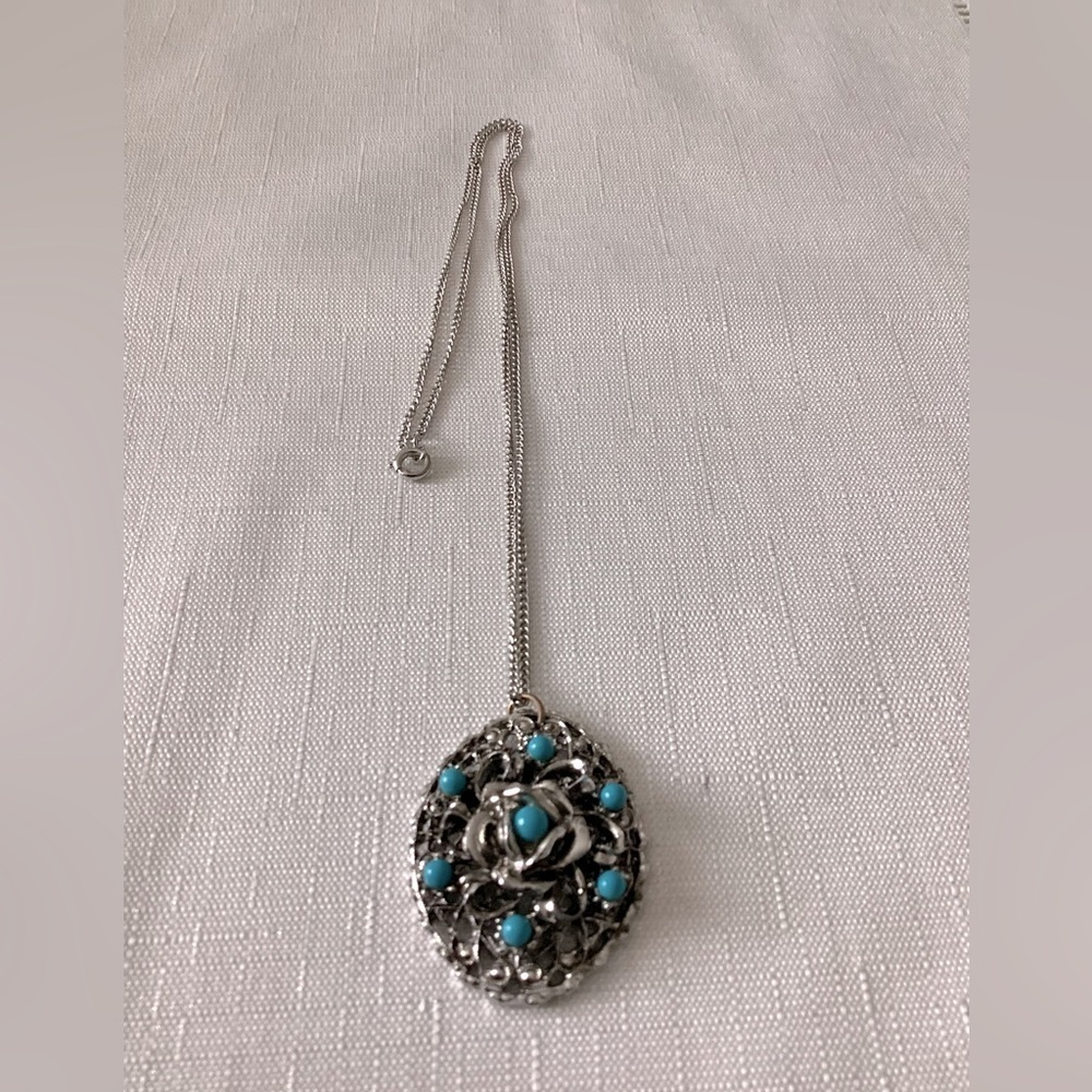 Turquoise Color Silver Tone Pendant Necklace